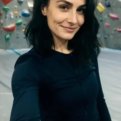 Каринка, 28