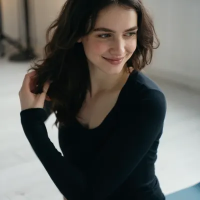 Карина, 25